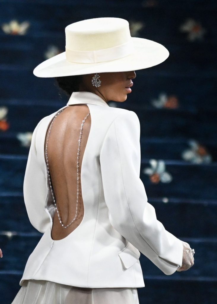 Kerry Washington Exudes Modern Elegance in Sheer Skirt and Tailored Blazer at the 2025 Met Gala