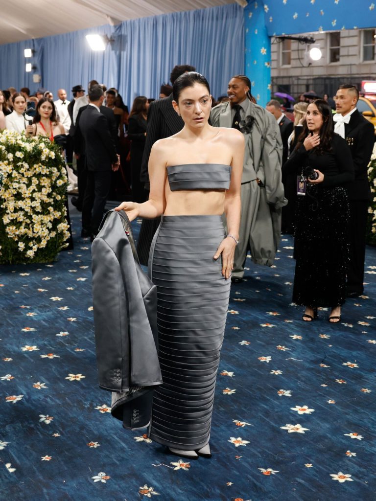 Lorde Shines in Sculptural Thom Browne Set at 2025 Met Gala’s “Superfine: Tailoring Black Style” Exhibit